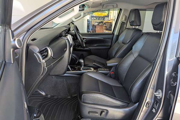 2022 Toyota Fortuner GXL GUN156R