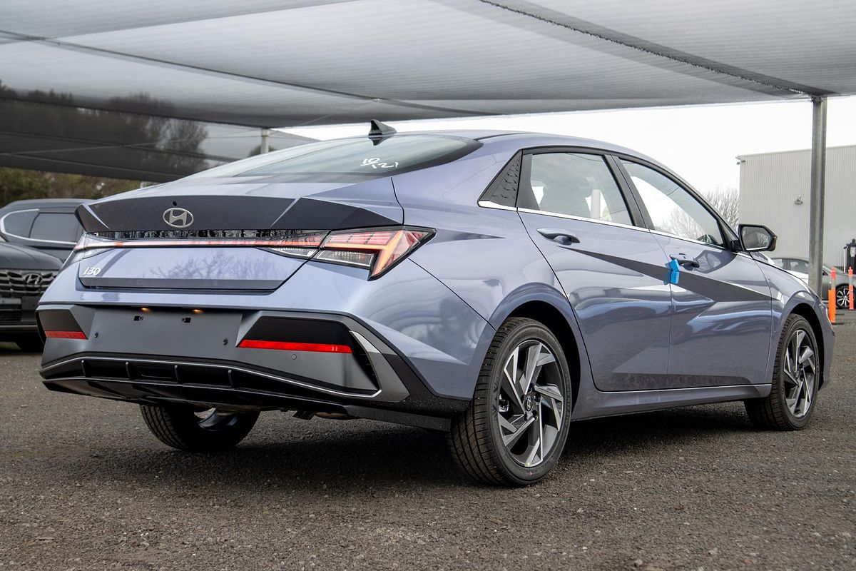 2024 Hyundai i30 Premium CN7.V2