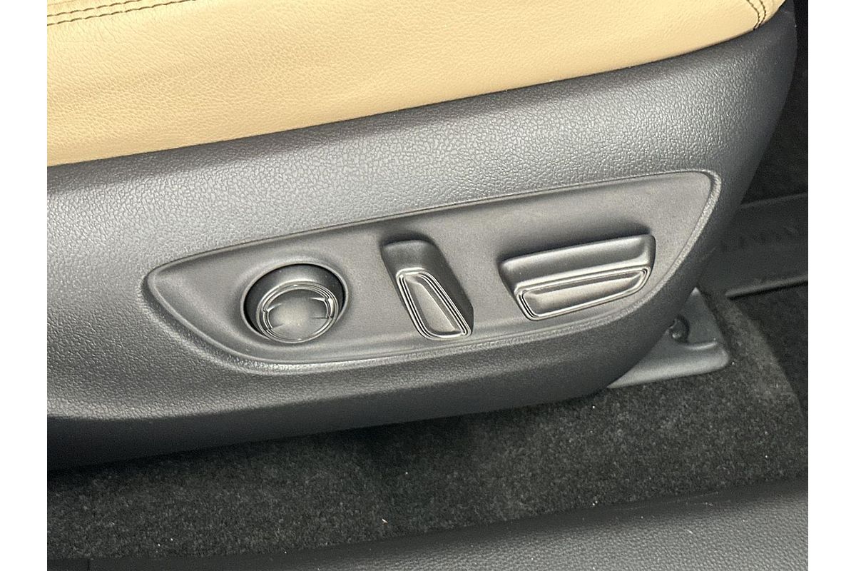 2023 Toyota RAV4 Cruiser AXAH52R