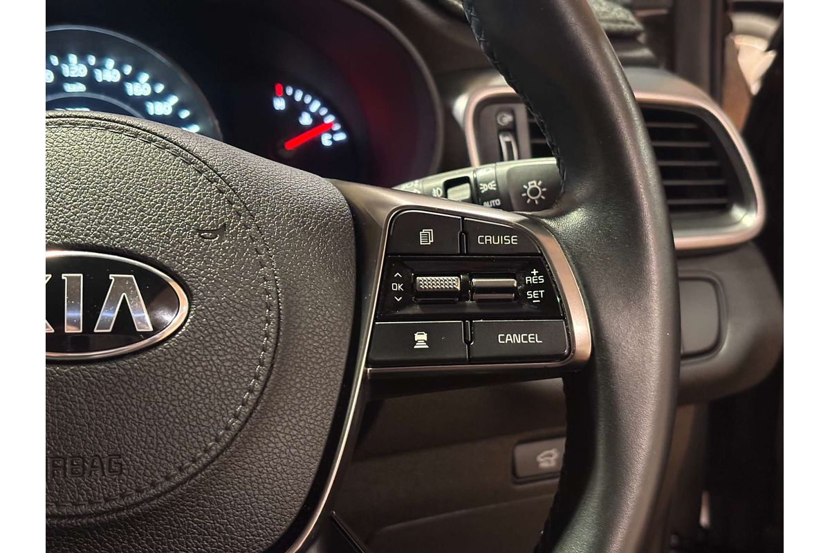 2018 Kia Sorento SLi UM