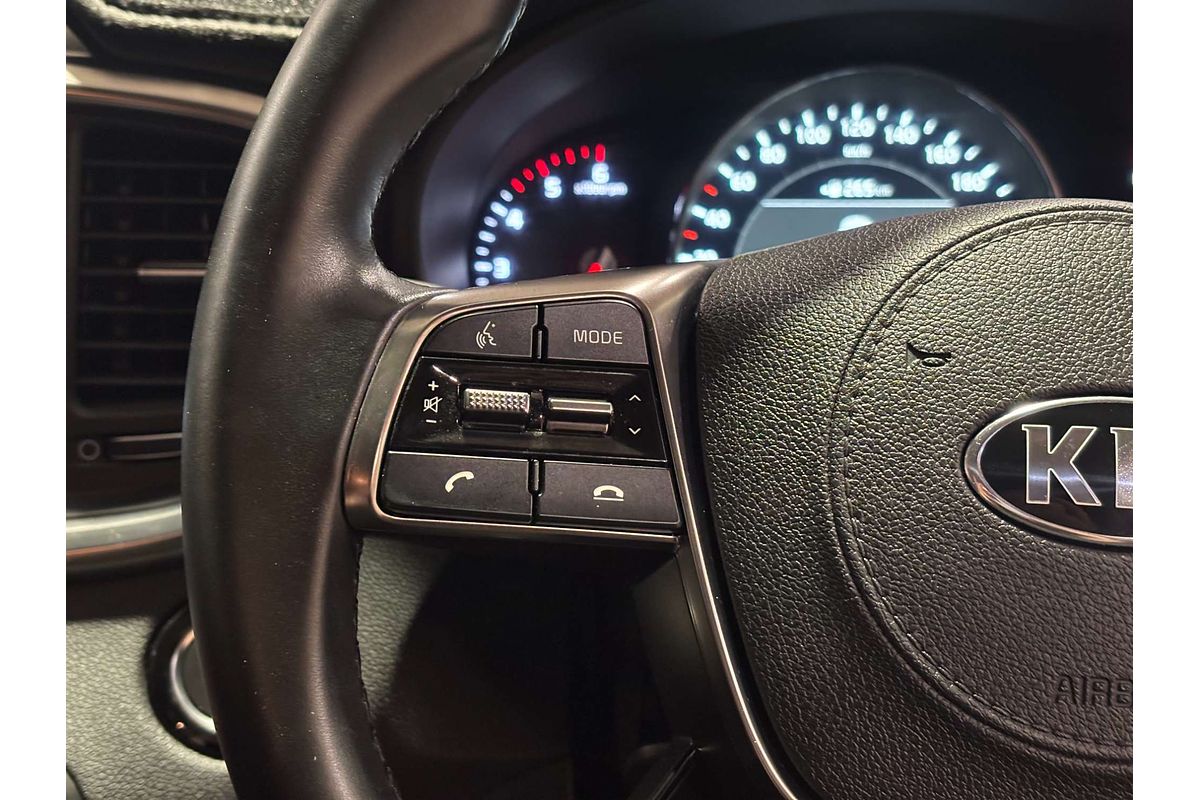 2018 Kia Sorento SLi UM