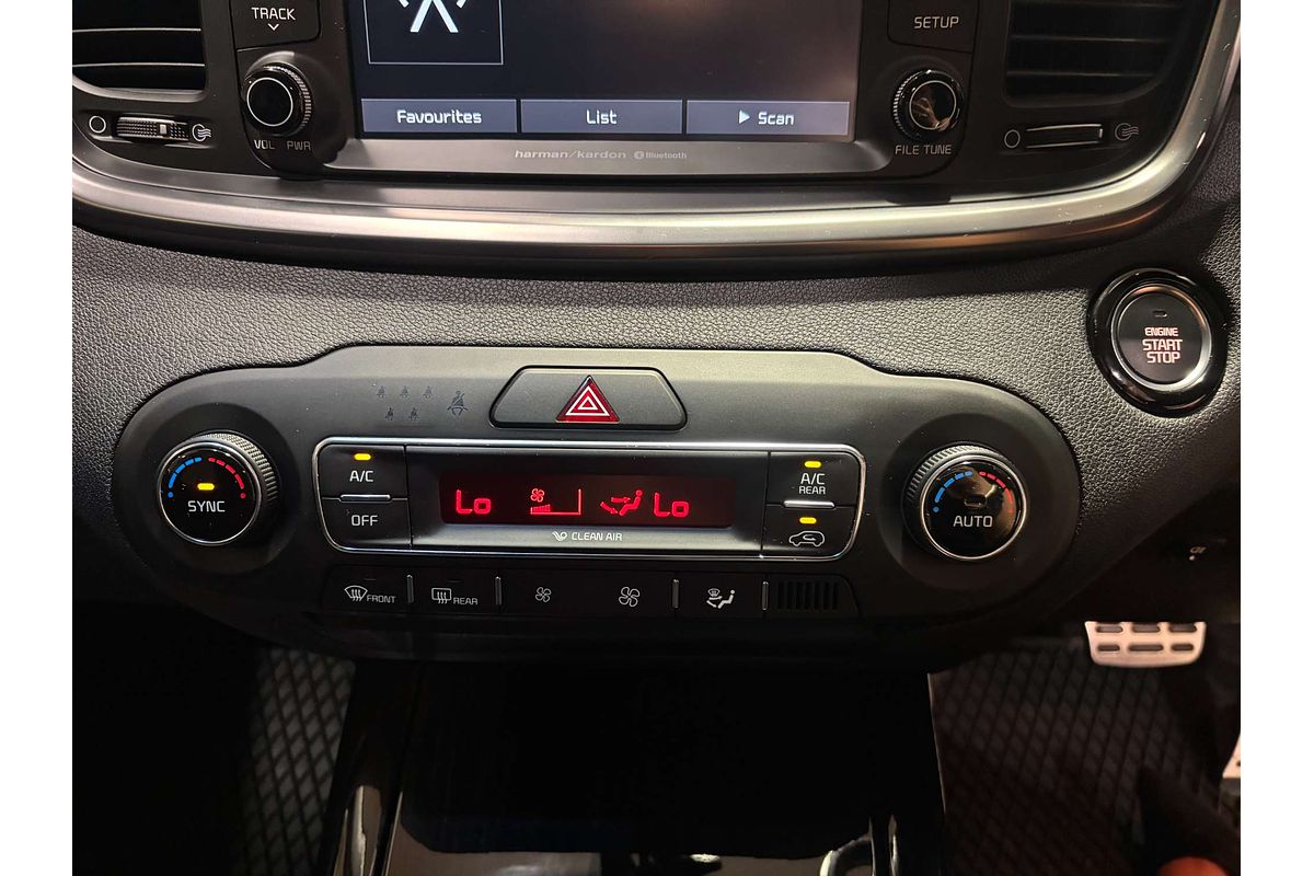 2018 Kia Sorento SLi UM