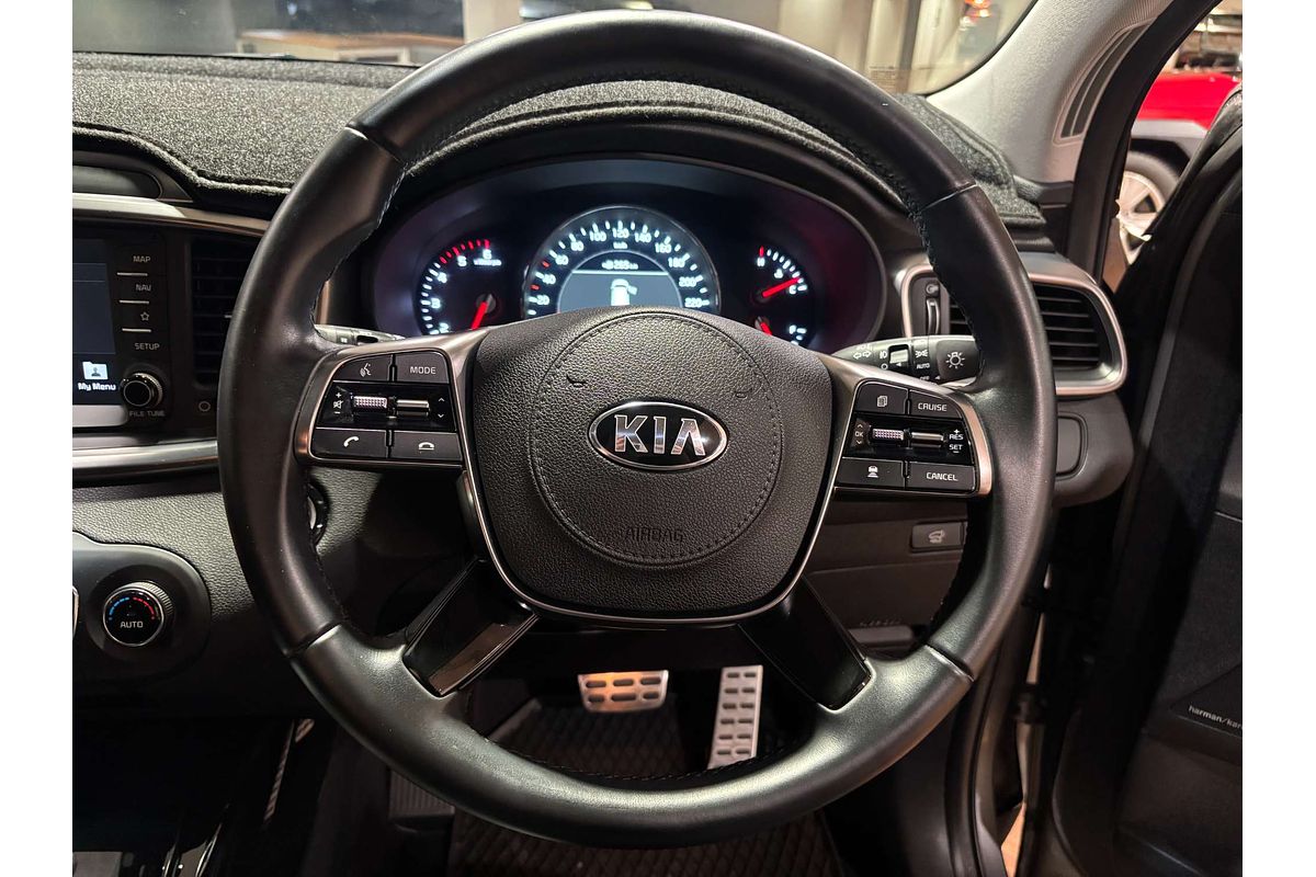 2018 Kia Sorento SLi UM
