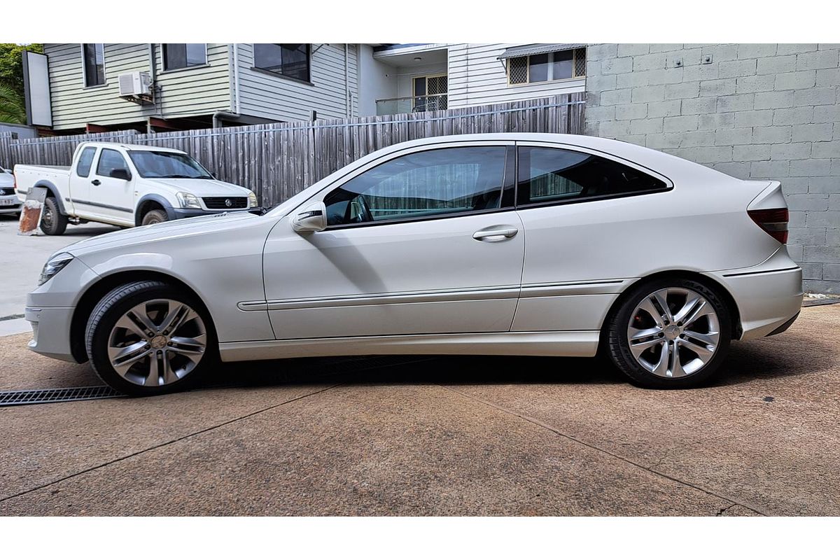 2008 Mercedes-Benz C200 KOMPRESSOR EVOLUTION CL203 MY06