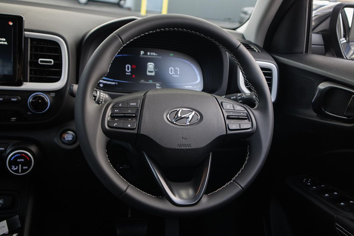 2024 Hyundai Venue Elite QX.V5