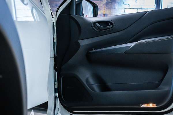 2024 Nissan Navara PRO-4X Warrior D23 4X4