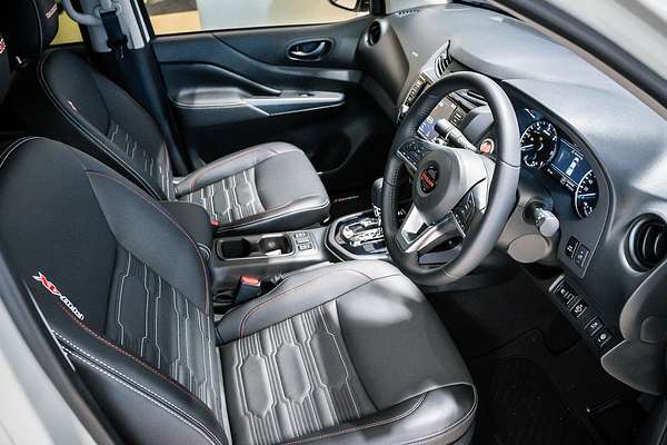 2024 Nissan Navara PRO-4X Warrior D23 4X4