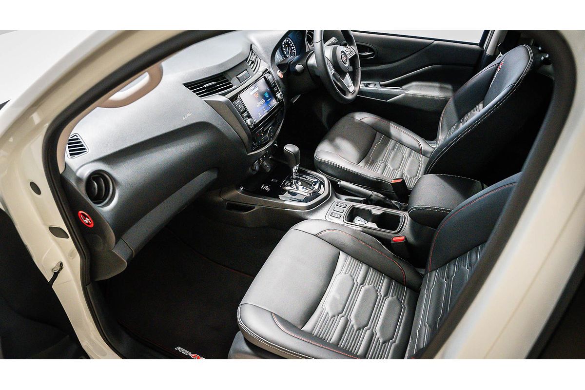 2024 Nissan Navara PRO-4X Warrior D23 4X4