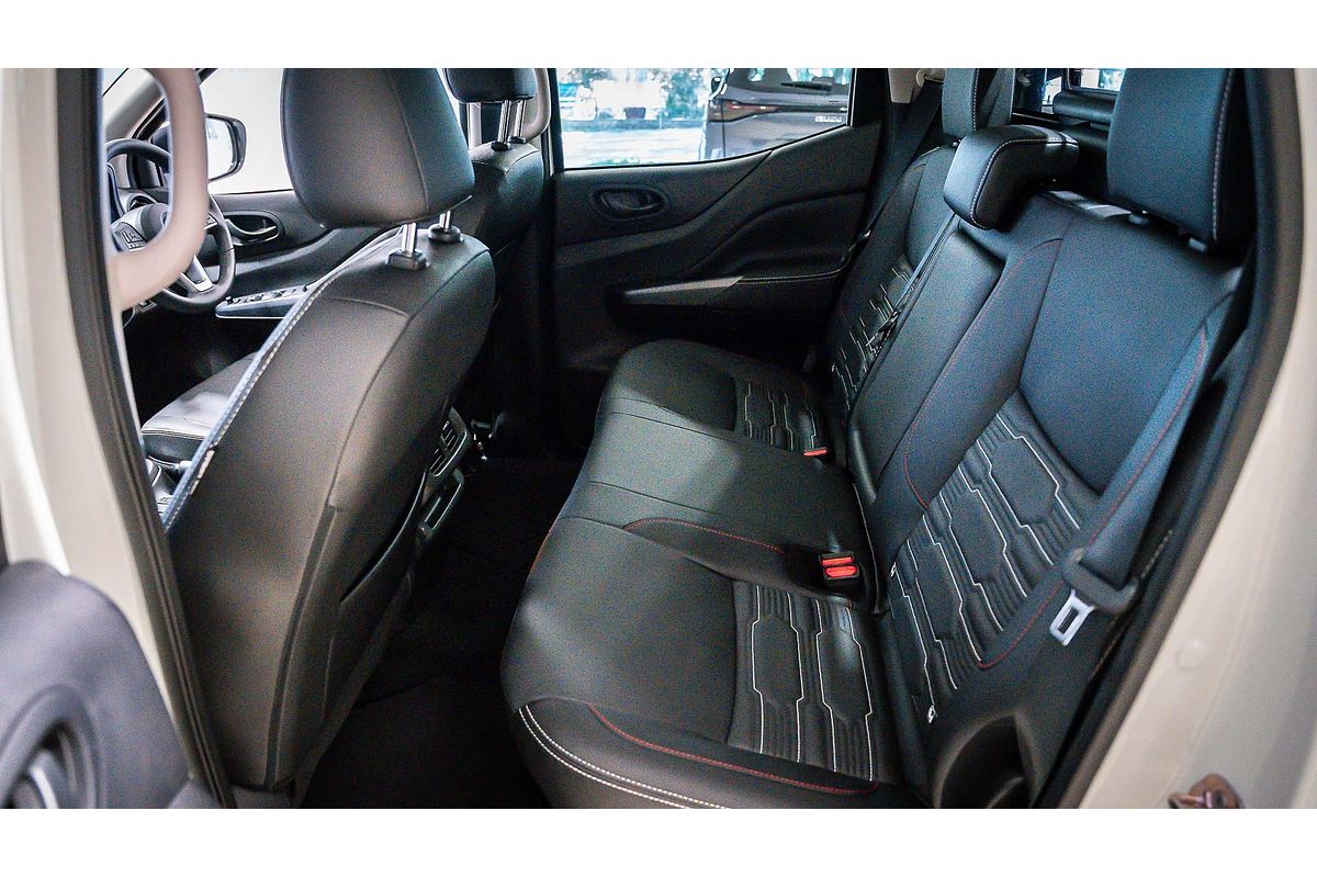 2024 Nissan Navara PRO-4X Warrior D23 4X4
