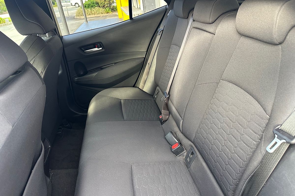 2022 Toyota Corolla SX Hybrid ZWE211R