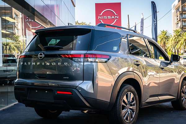 2024 Nissan Pathfinder ST-L R53