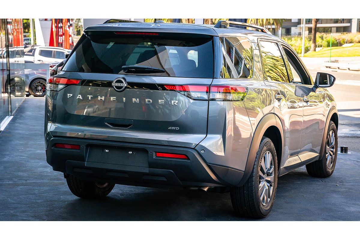 2024 Nissan Pathfinder ST-L R53