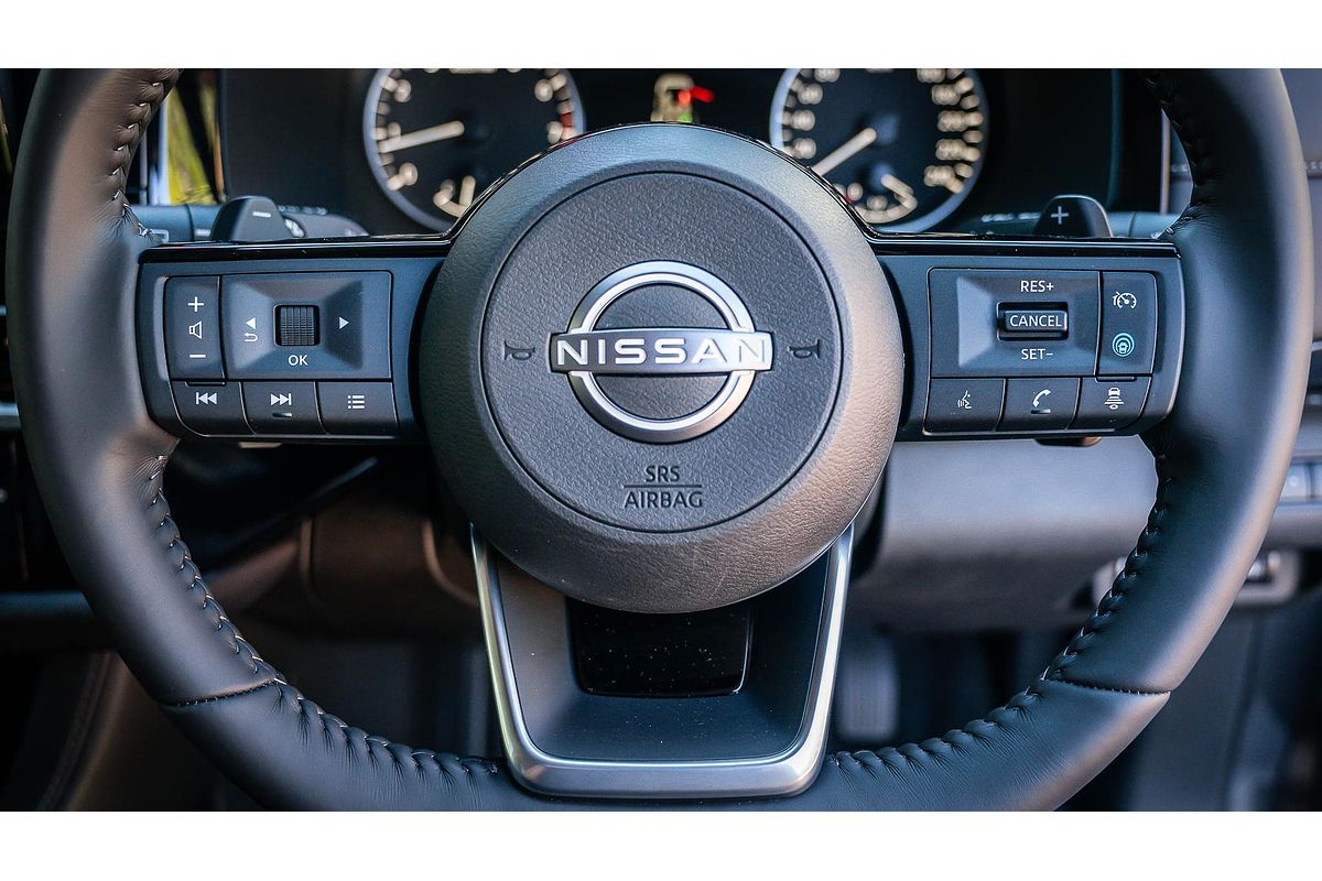 2024 Nissan Pathfinder ST-L R53