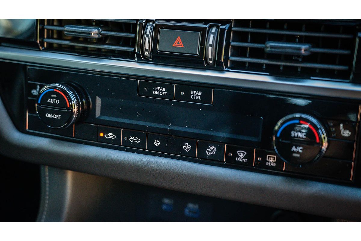2024 Nissan Pathfinder ST-L R53