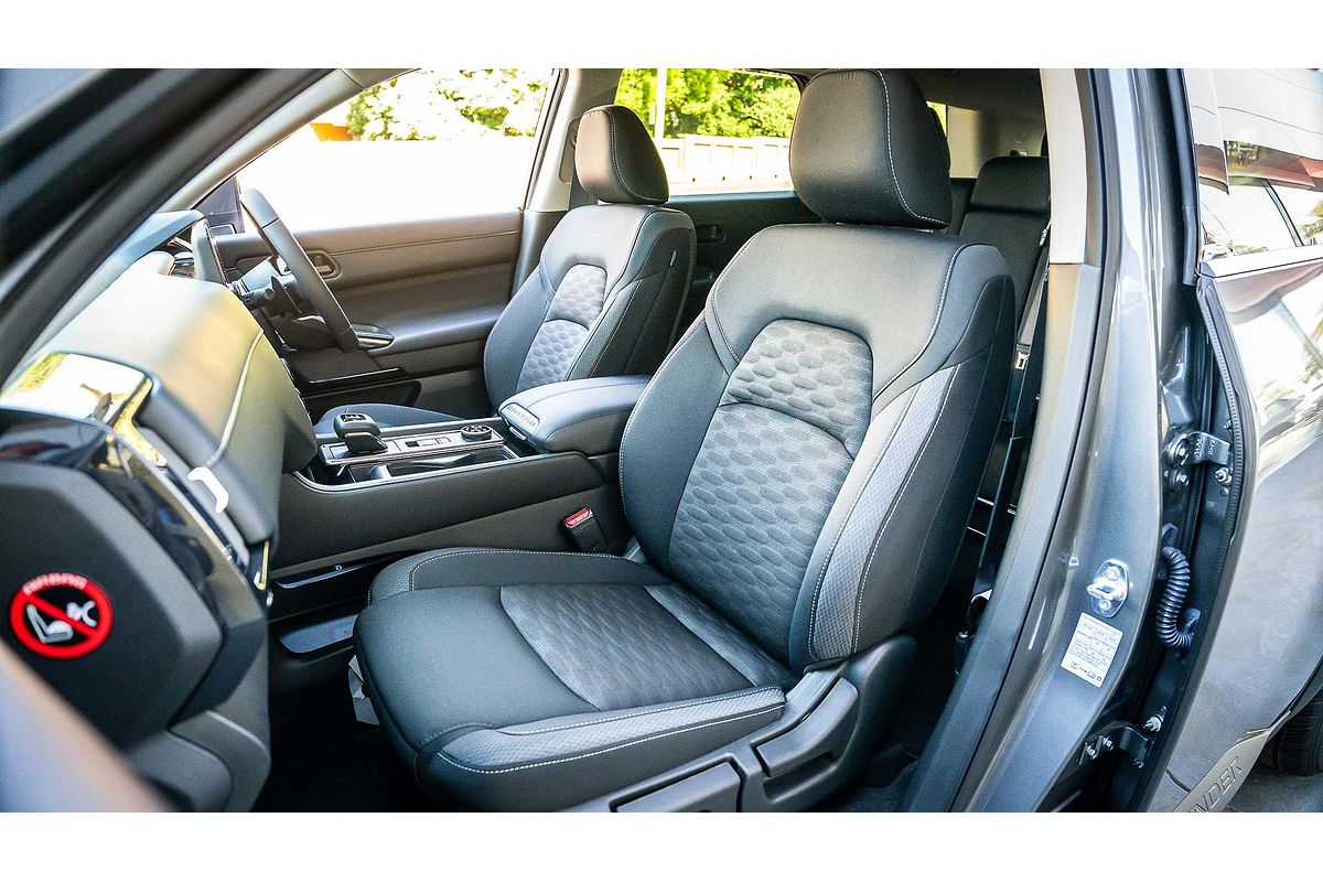 2024 Nissan Pathfinder ST-L R53