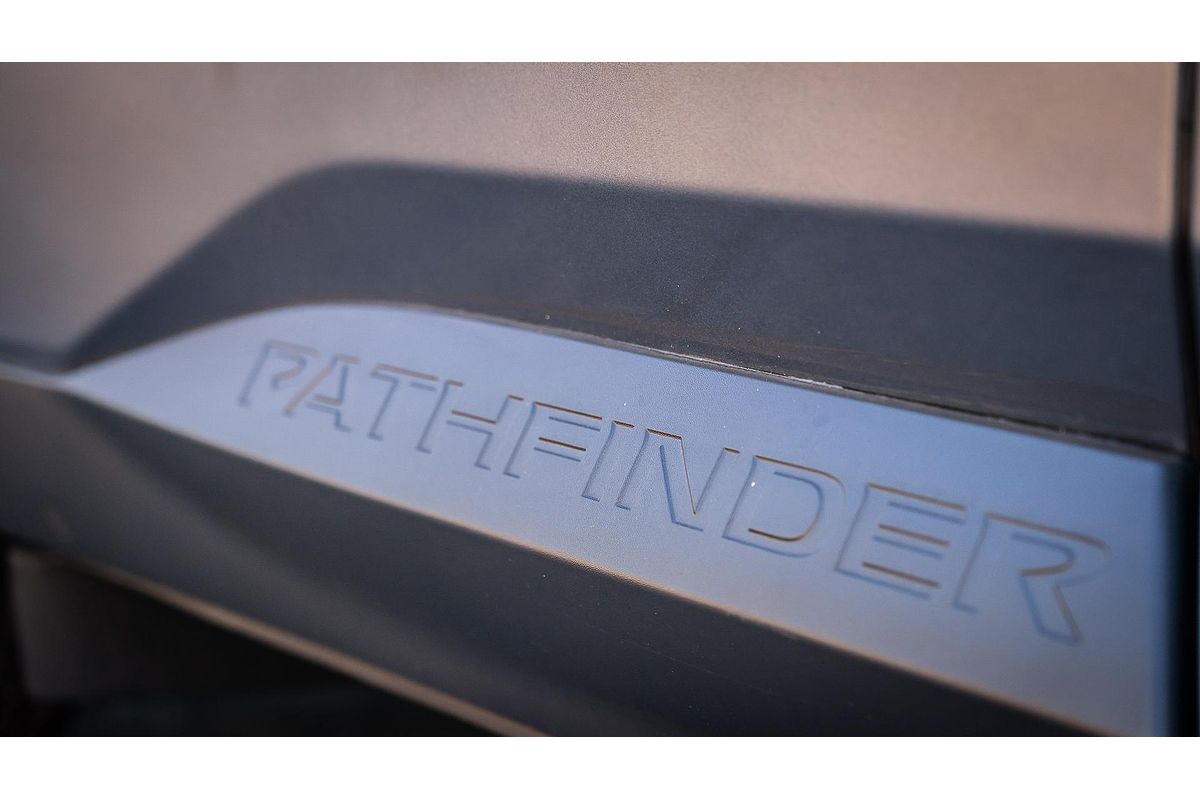 2024 Nissan Pathfinder ST-L R53