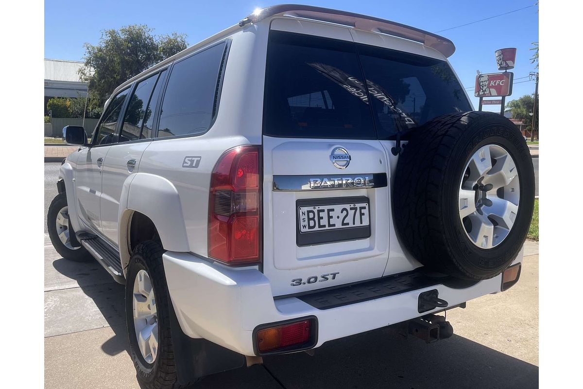 2007 Nissan Patrol ST-S GU IV