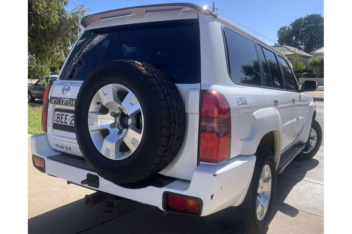 2007 Nissan Patrol ST-S GU IV