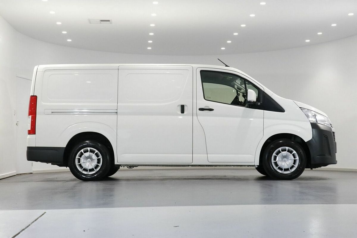 2020 Toyota Hiace  GDH300R LWB