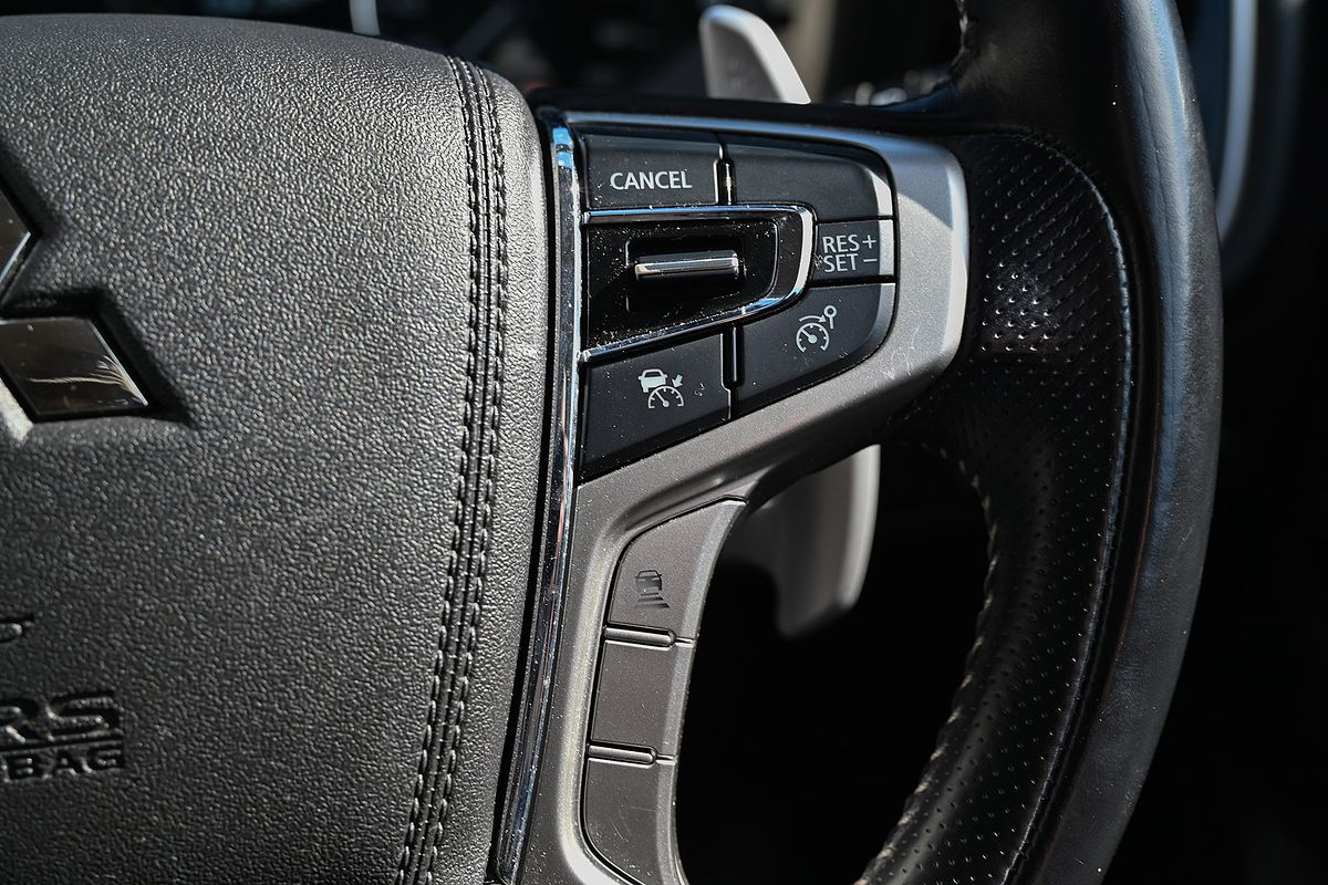 2019 Mitsubishi Outlander PHEV ES ADAS ZL