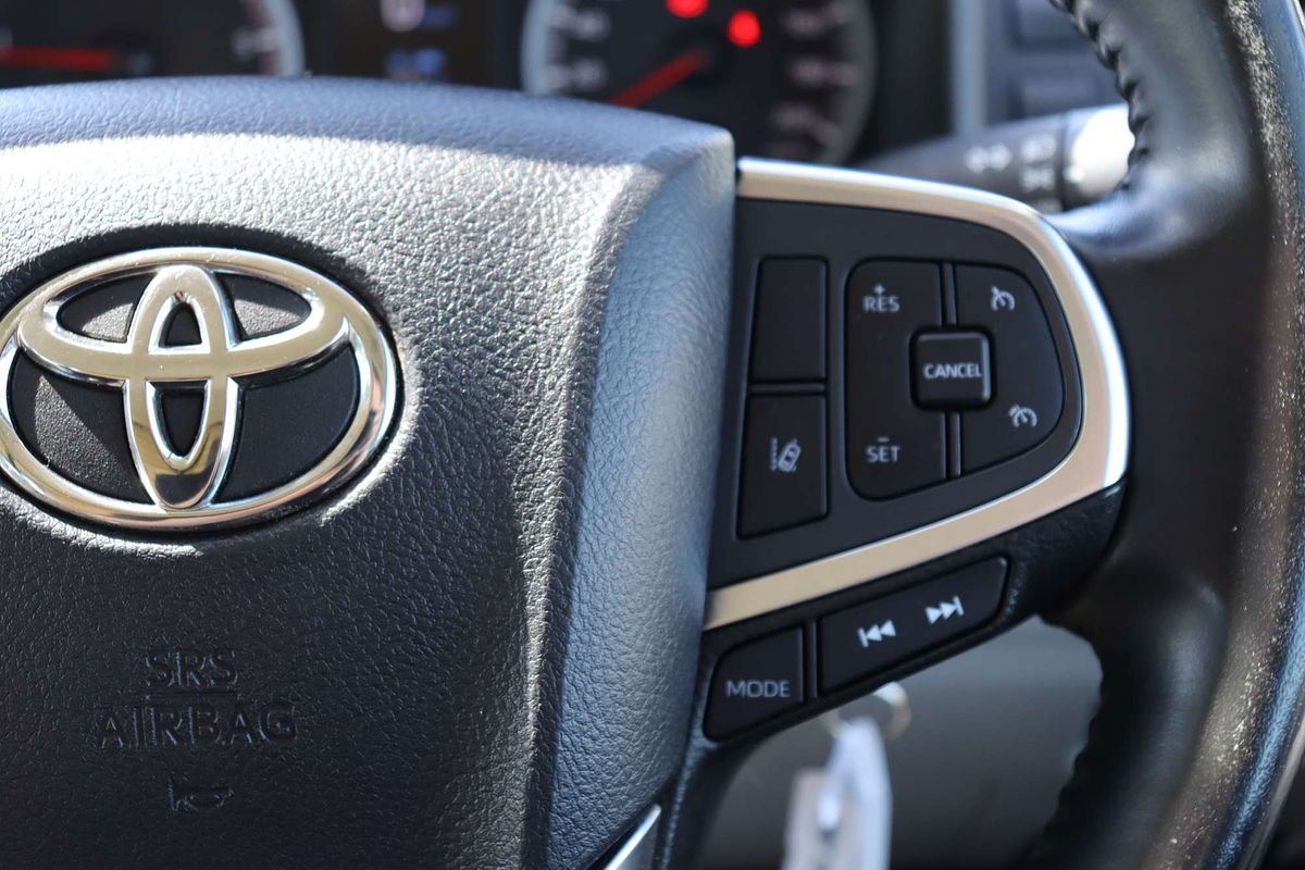 2021 Toyota Hiace GDH300R LWB