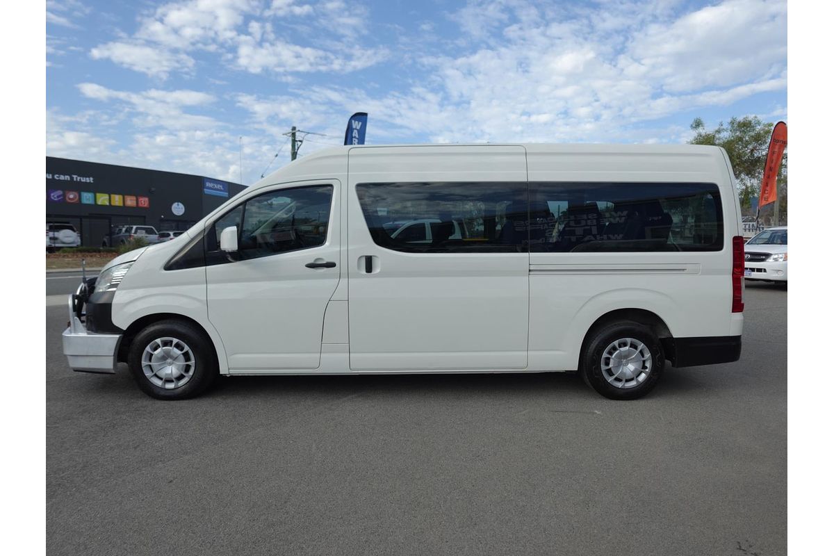 2020 Toyota Hiace Commuter GDH322R