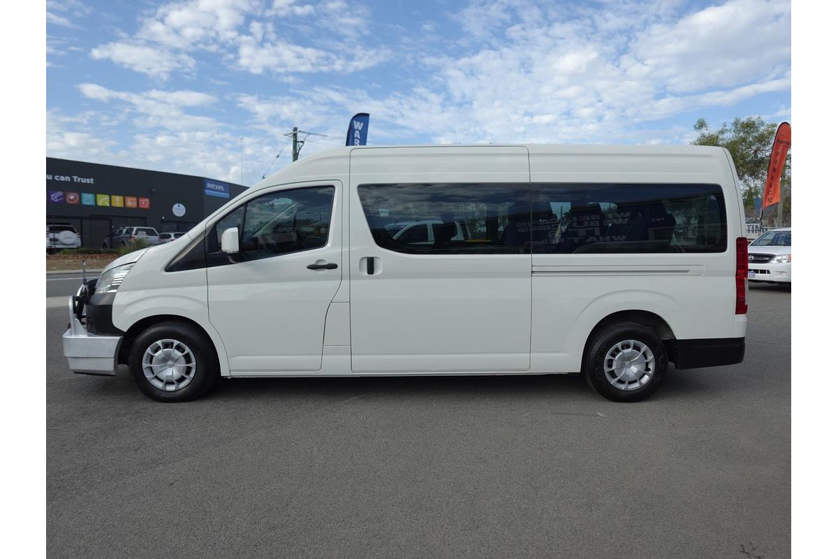 2020 Toyota Hiace Commuter GDH322R
