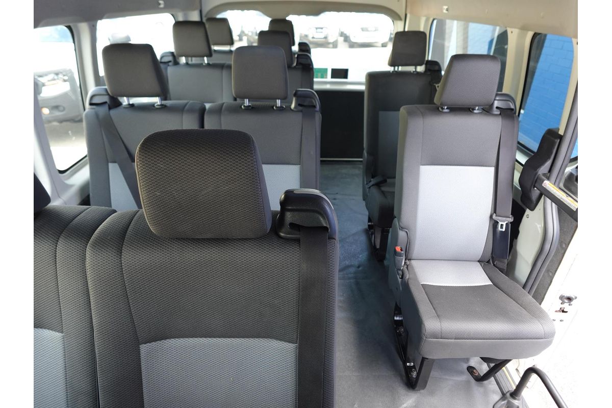 2020 Toyota Hiace Commuter GDH322R