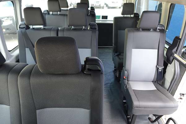 2020 Toyota Hiace Commuter GDH322R