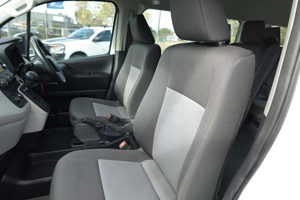2020 Toyota Hiace Commuter GDH322R
