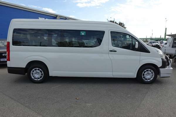 2020 Toyota Hiace Commuter GDH322R