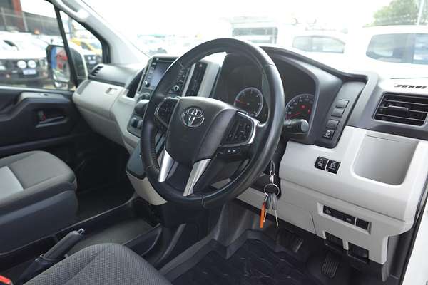 2020 Toyota Hiace Commuter GDH322R