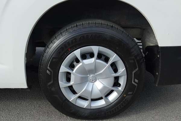 2020 Toyota Hiace Commuter GDH322R