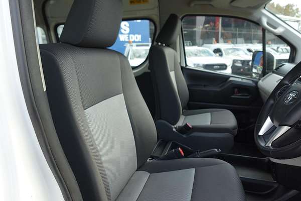 2020 Toyota Hiace Commuter GDH322R