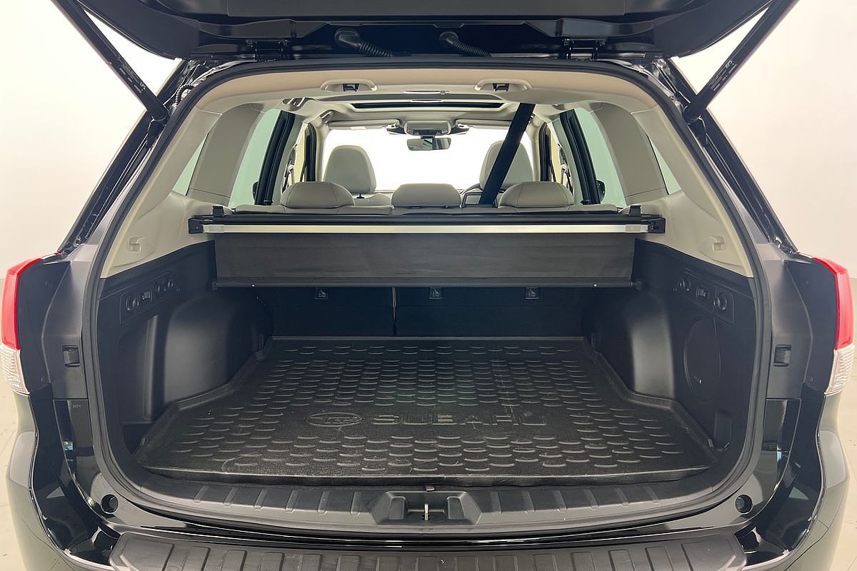 2023 Subaru Forester 2.5i-S S5