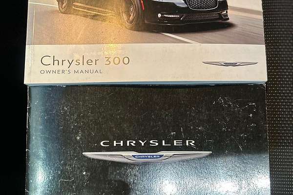 2021 Chrysler 300 SRT Core LX