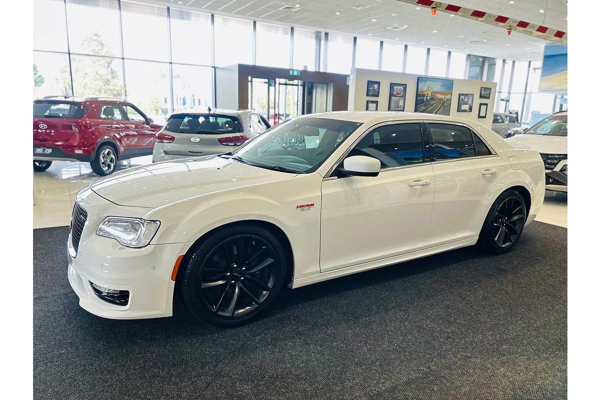 2021 Chrysler 300 SRT Core LX