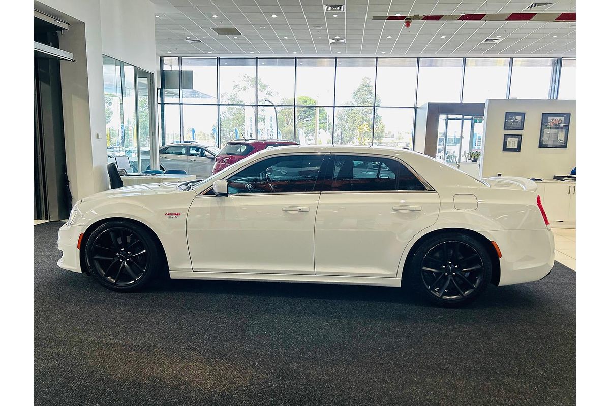 2021 Chrysler 300 SRT Core LX