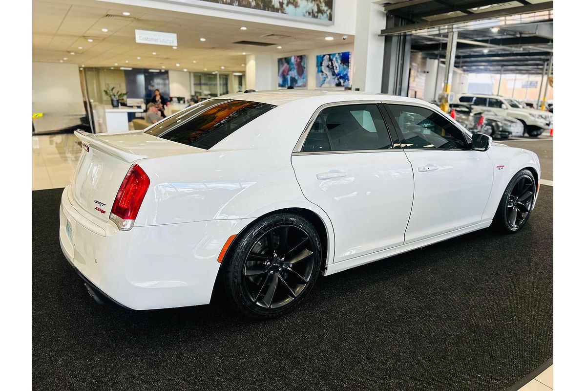 2021 Chrysler 300 SRT Core LX