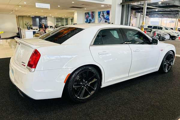 2021 Chrysler 300 SRT Core LX