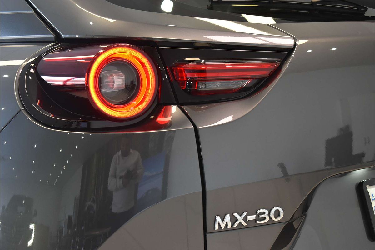 2022 Mazda MX-30 G20e Touring DR Series
