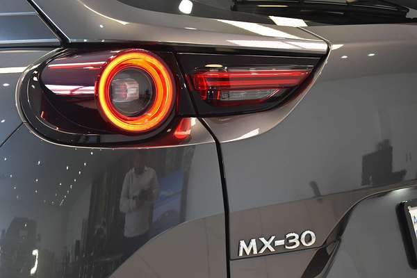 2022 Mazda MX-30 G20e Touring DR Series