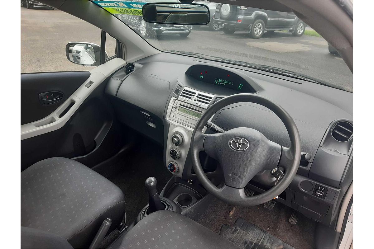 2007 Toyota YARIS YR NCP90R