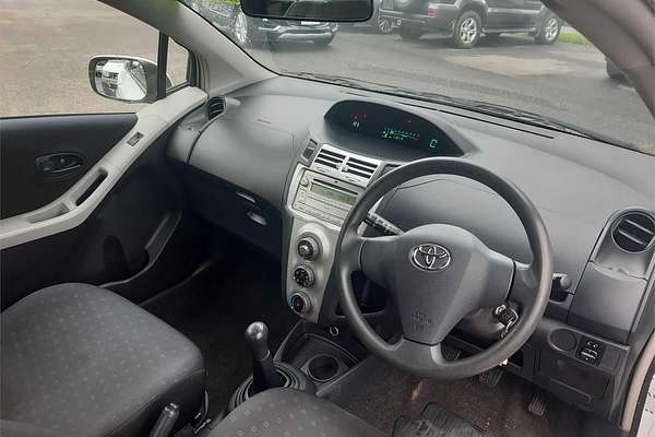 2007 Toyota YARIS YR NCP90R
