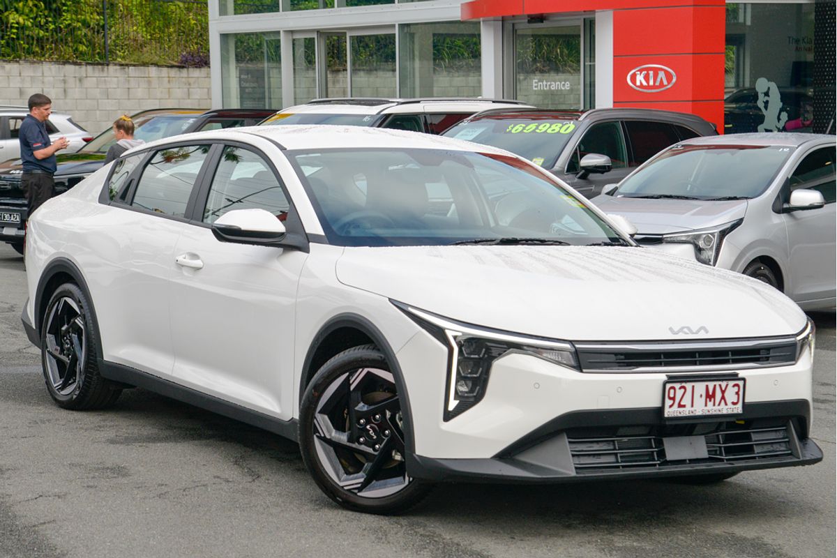 2024 Kia K4 Sport CL4m