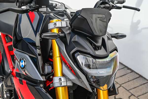 2024 BMW G 310 R G 310
