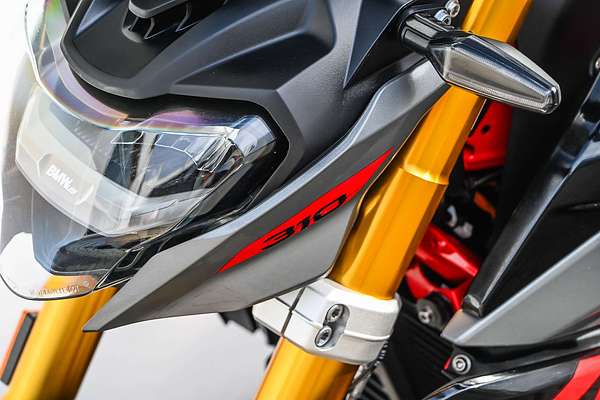 2024 BMW G 310 R G 310