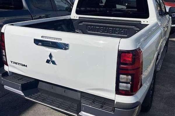 2024 Mitsubishi Triton GLS MV 4X4