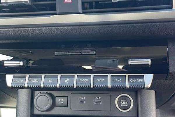 2024 Mitsubishi Triton GLS MV 4X4