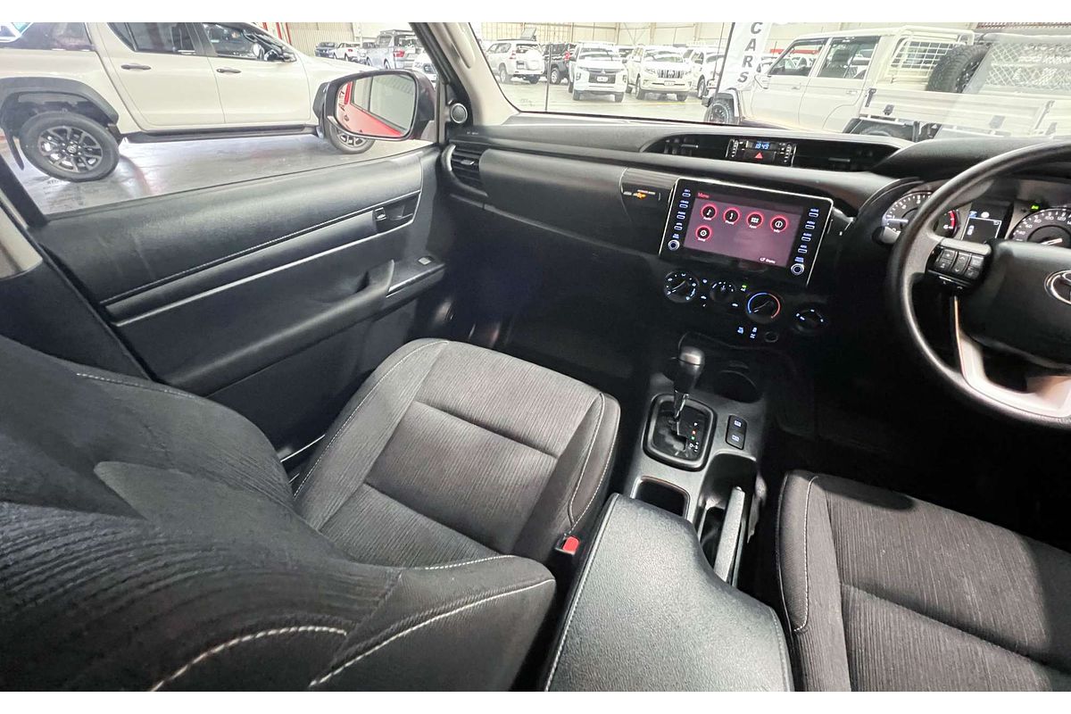 2021 Toyota Hilux SR GUN126R 4X4